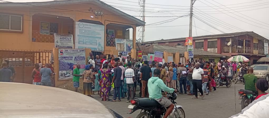 EKEDC Rip-Off: Ajeromi Ifelodun Residents Protest 'Extortionate' Electricity Bills (video) 2 WhatsApp Image 2025 02 17 at 13.23.44 a53631cd